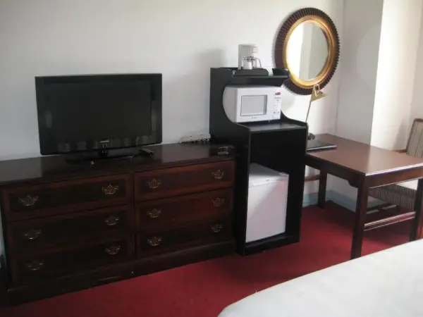 Nash Hotel 7